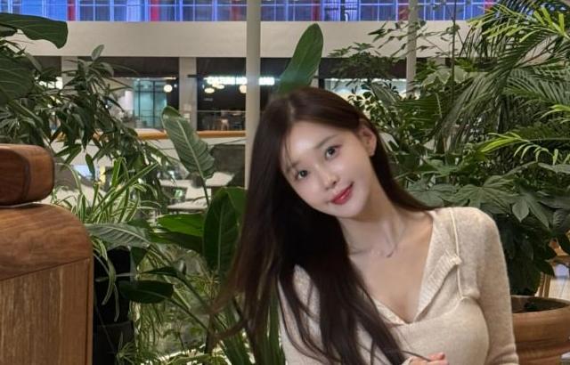 김윤희 아나운서