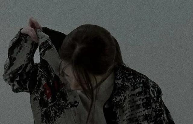 피프티피프티 문샤넬