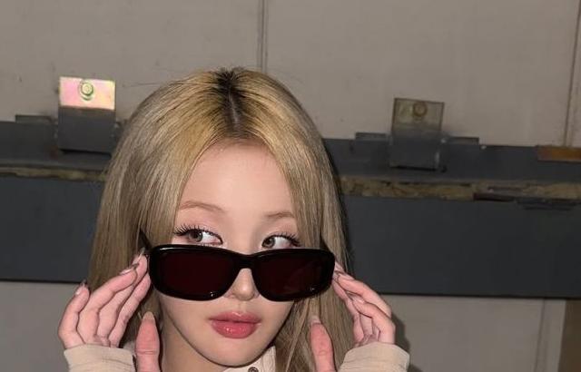 KISS OF LIFE (키스오브라이프) 벨