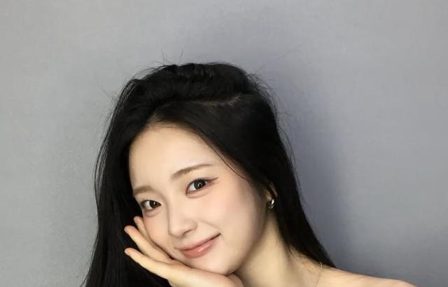 아이칠린 (ICHILLIN') 이지