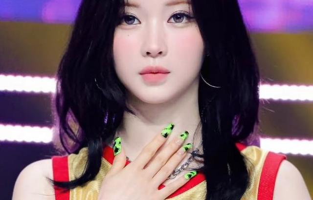 BABYMONSTER (베이비몬스터) 아사