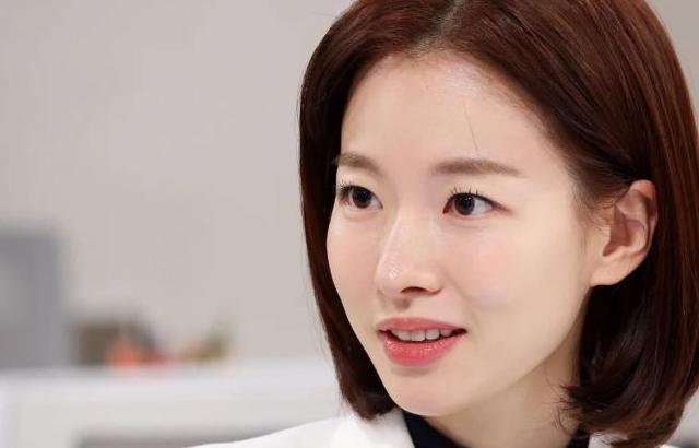 [이시아] 연패에 화나서 주먹질하는 고해형/ 인별 친밀한리플리