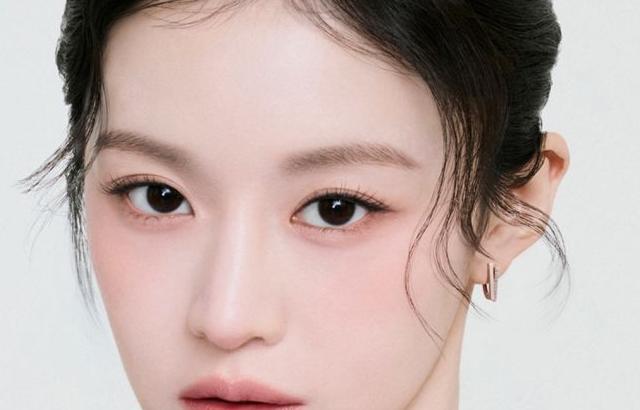 고윤정 디디에두보/ 마리떼/ 마니또클럽