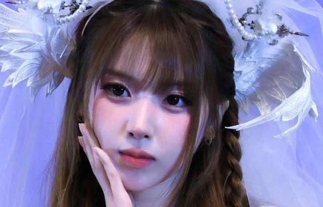 NMIXX (엔믹스) 지우