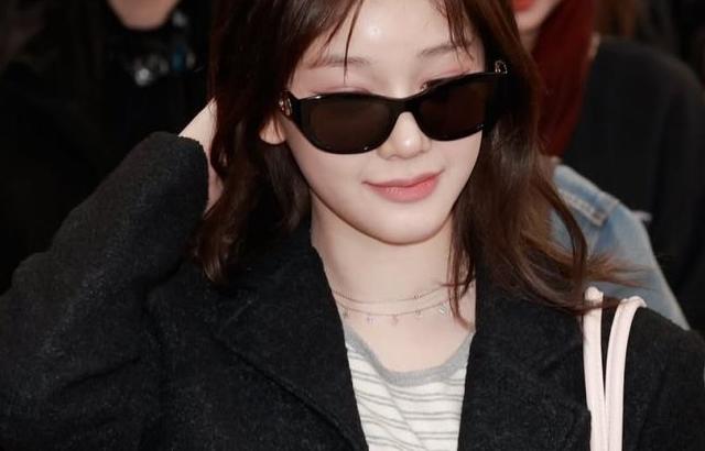 BABYMONSTER (베이비몬스터) 파리타