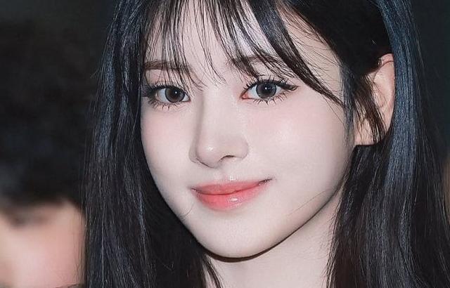 MEOVV (미야오) 안나