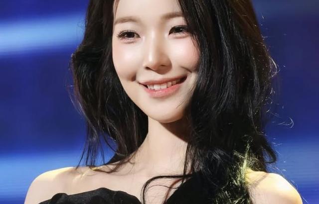 프로미스나인 (fromis_9) 백지헌