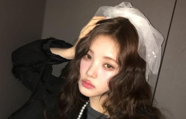 베이비돈크라이 이현